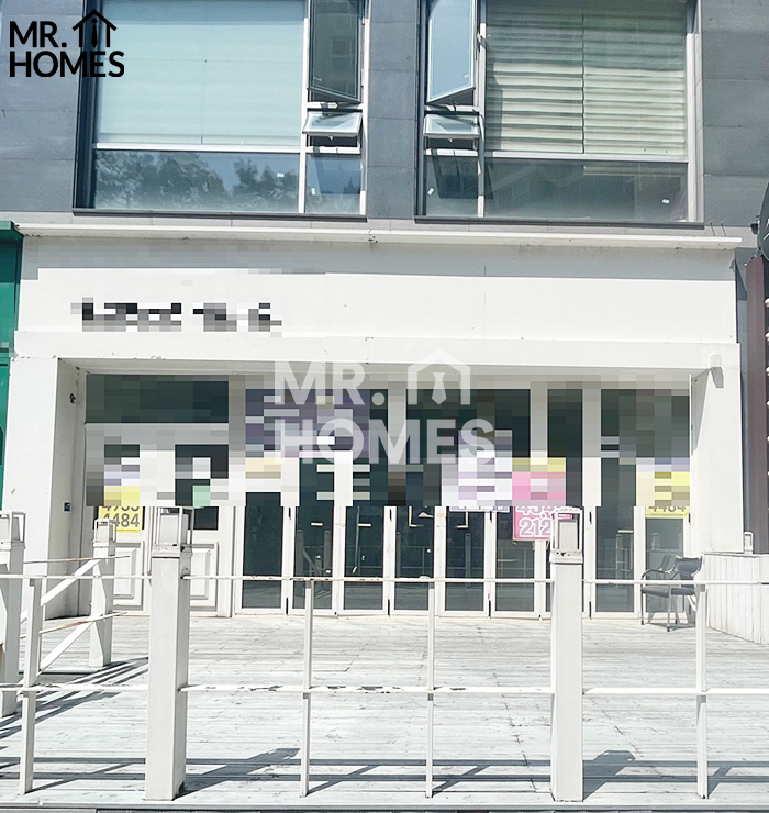 전북 전주완산구 효자동2가 105동 전주 효자동 로드커피숍,로드카페,베이커리카페, 서희스타힐스 상가 임대. 월세 매물번호 10345 사진 1