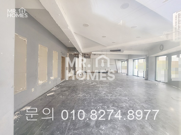 전북 전주덕진구 우아동3가 전주 우아중학교인근 큰사거리 대로변코너1층상가임대 월세 매물번호 11733 사진 1