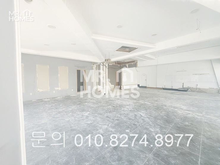 전북 전주덕진구 우아동3가 전주 우아중학교인근 큰사거리 대로변코너1층상가임대 월세 매물번호 11733 사진 2