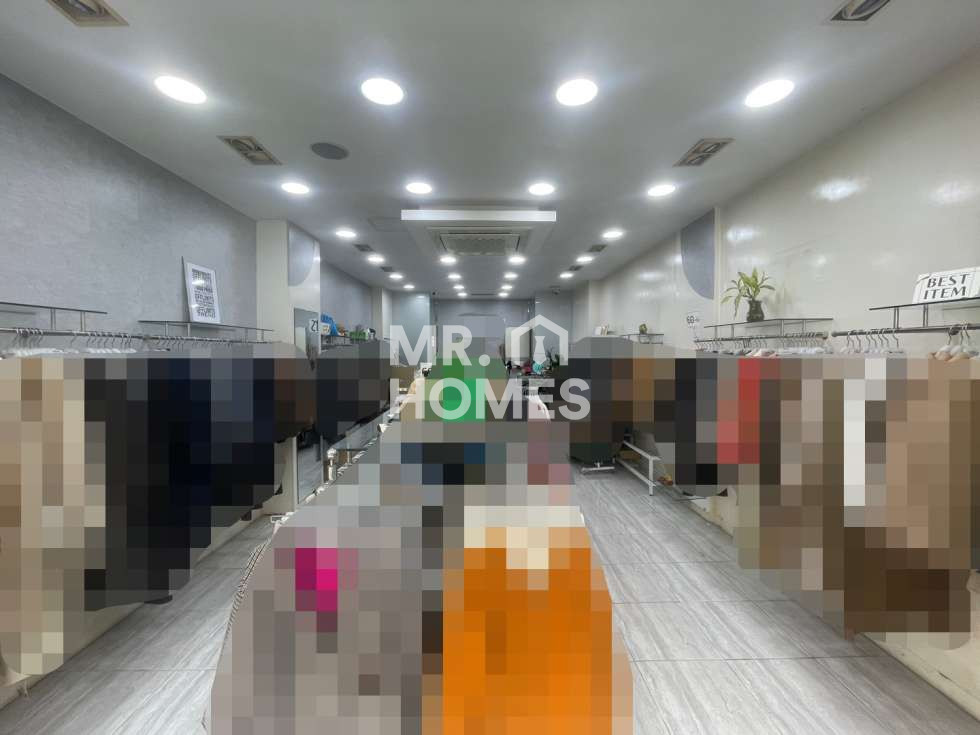 전북 전주완산구 삼천동1가 삼천동1가 완산소방서 대로변 1층 옷가게 임대 월세 매물번호 11133 사진 3