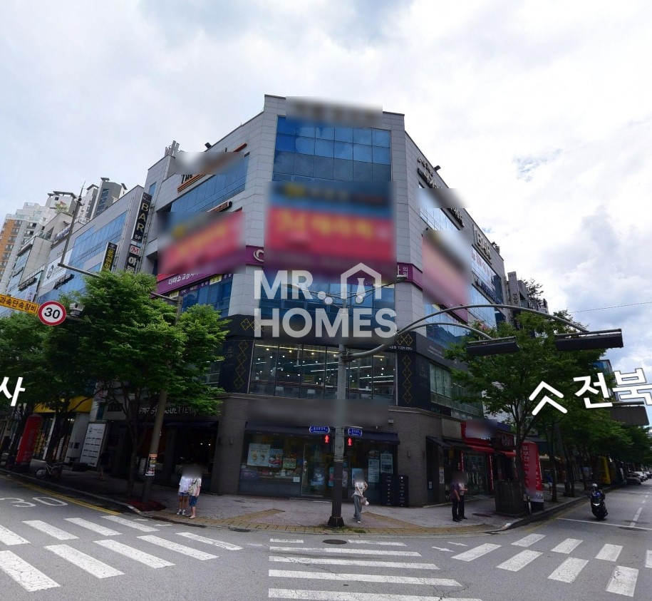 전북 전주완산구 효자동2가 도청인근 메인 사거리 대형평수 상가임대 월세 매물번호 10352 사진 1