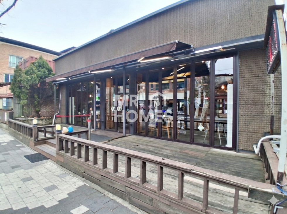 전북 전주완산구 서신동 서신동 먹자 대로변 1층 상가 통임대 월세 매물번호 13076 사진 2