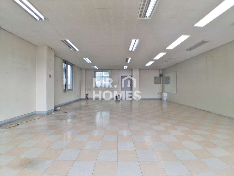 전북 전주완산구 서신동 1동 진북터널 입구 채광좋은 2층상가 임대 월세 매물번호 13104 사진 1