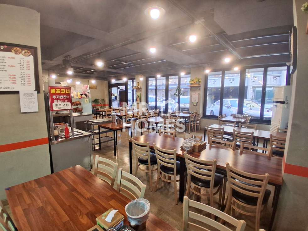 전북 전주완산구 서신동 1동 전주 서신동 먹자골목 1층상가 임대 강추 ! 월세 매물번호 13049 사진 3