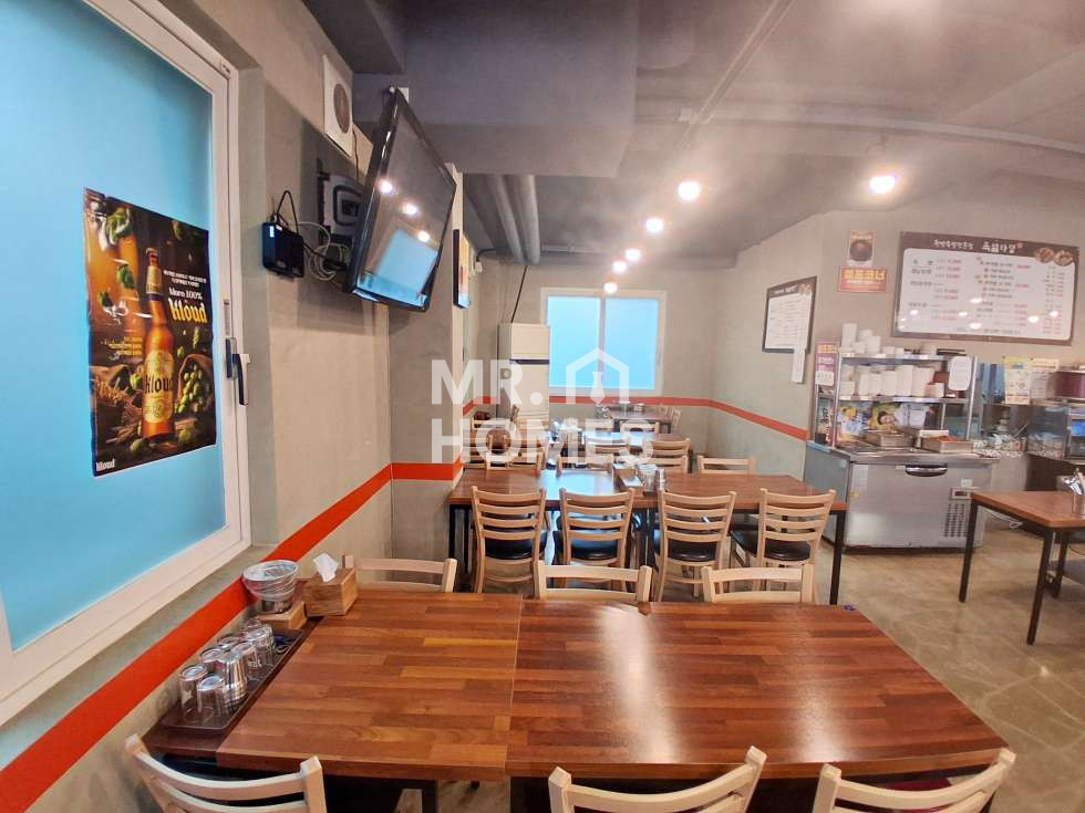 전북 전주완산구 서신동 1동 전주 서신동 먹자골목 1층상가 임대 강추 ! 월세 매물번호 13049 사진 4