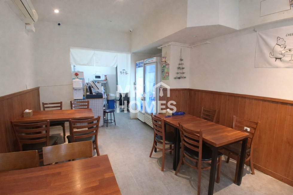 전북 전주완산구 서신동 1동 전주 서신동 먹자 소형상가 (샘물맥주사거리) 월세 매물번호 13333 사진 2