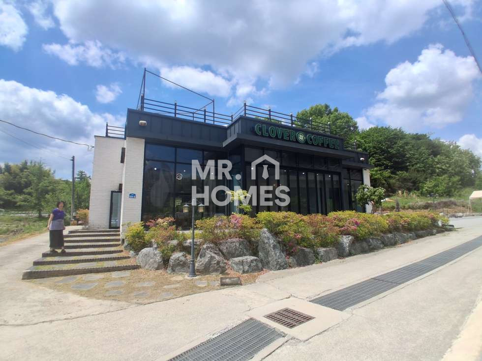 전북 전주완산구 삼천동2가 주건축물제1동 효천지구 대방 아파트 앞 대로변 1층통건물 월세 매물번호 13432 사진 1