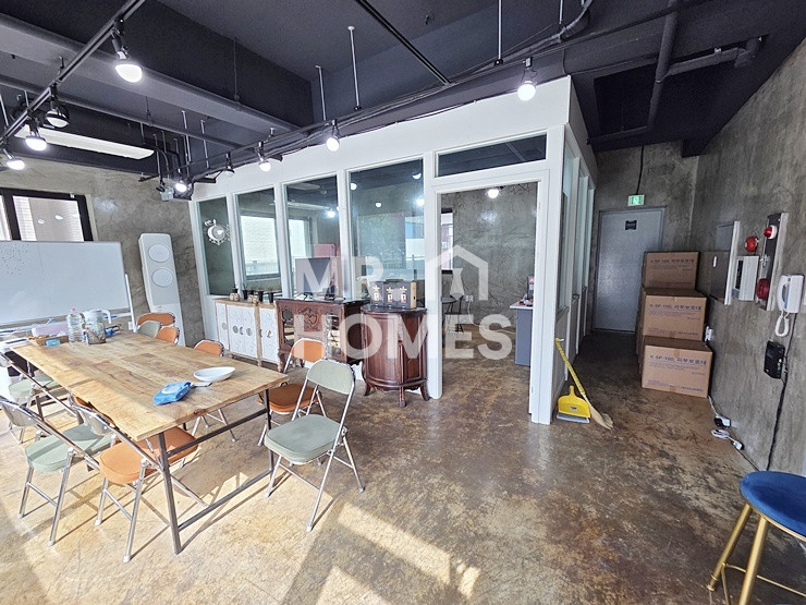 전북 전주완산구 효자동3가 효자동 전주대 다가구 밀집지역 1층 상가임대 월세 매물번호 13647 사진 2