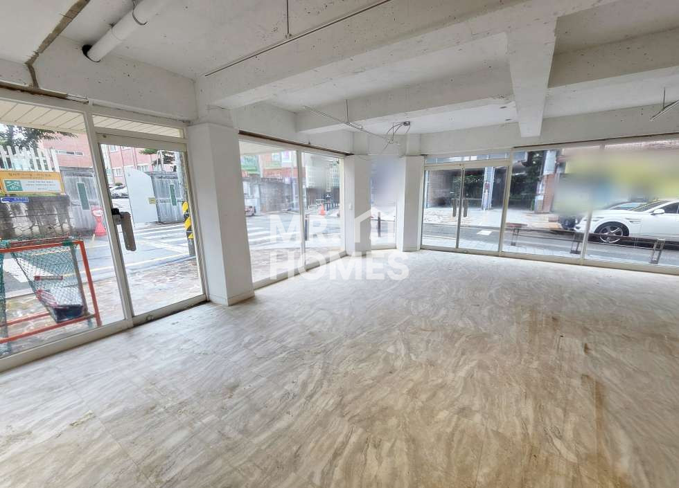 전북 전주완산구 효자동3가 효자동 기전중 정문 1층 코너 상가 임대 월세 매물번호 13659 사진 1