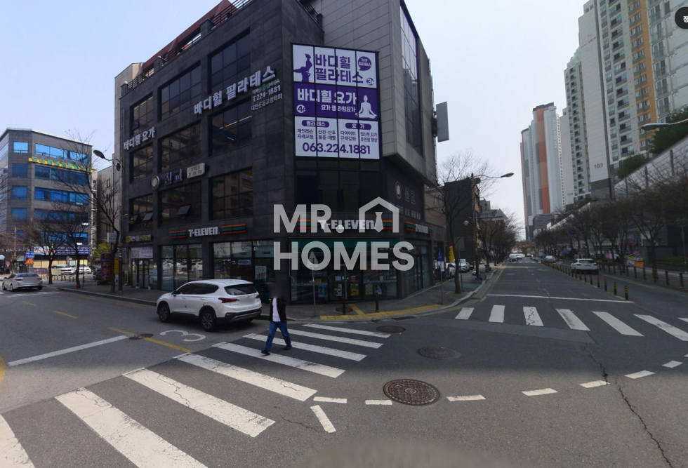 전북 전주완산구 효자동2가 서희 앞 코너상가 임대 월세 매물번호 13704 사진 1