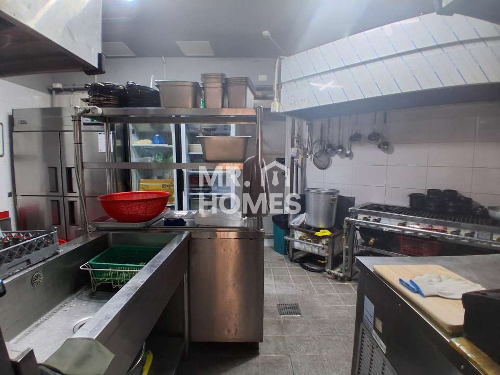 전북 전주완산구 서신동 1동 서신동 먹자 대로변 코너 1층임대 위치최상 월세 매물번호 13105 사진 6