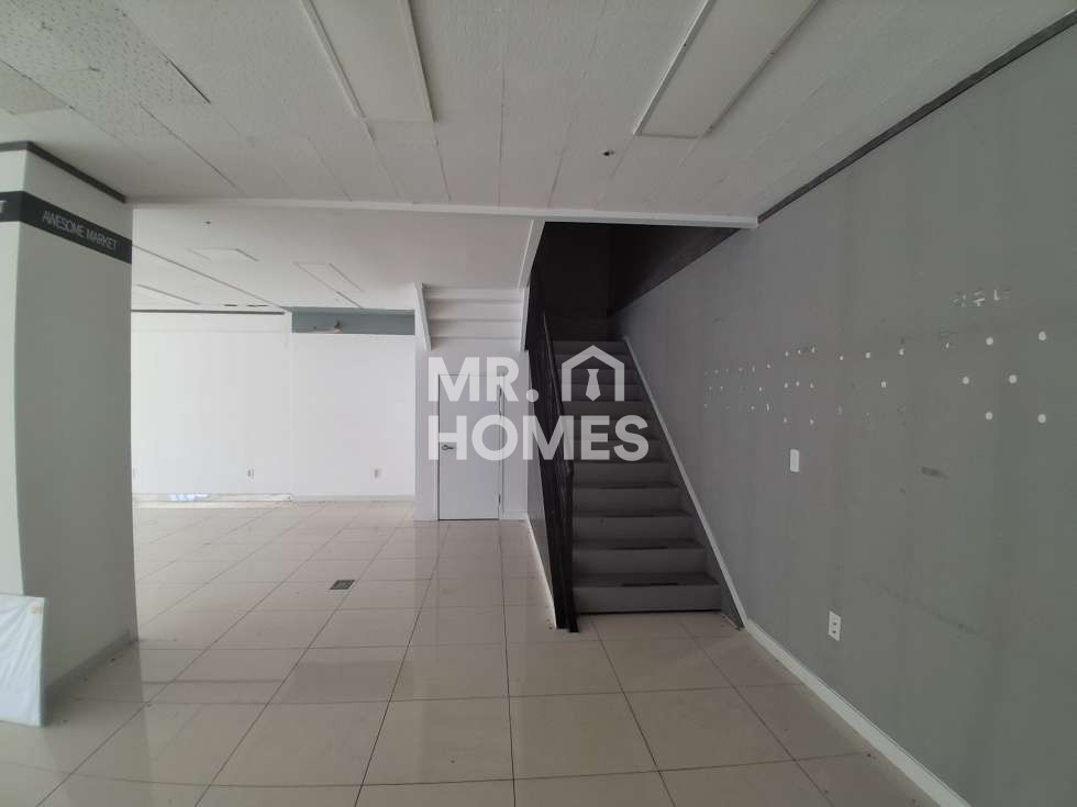 전북 전주완산구 효자동3가 전주 덕진 경찰서 3분거리 대형상가 임대 월세 매물번호 13955 사진 3
